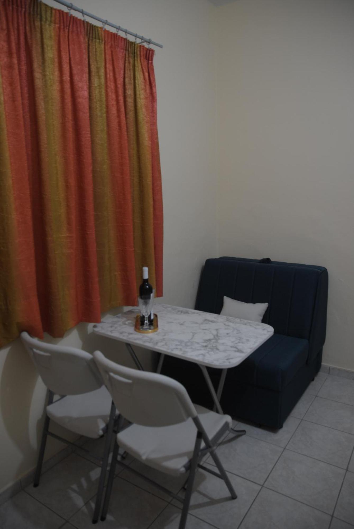 Light Blue Paralia Apartments 外观 照片