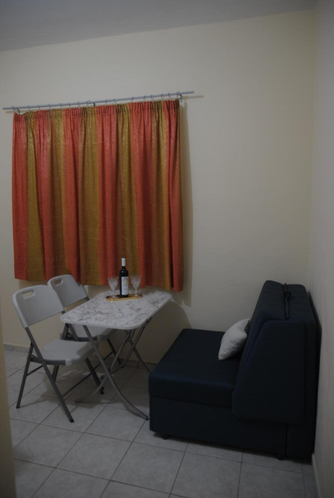 Light Blue Paralia Apartments 外观 照片