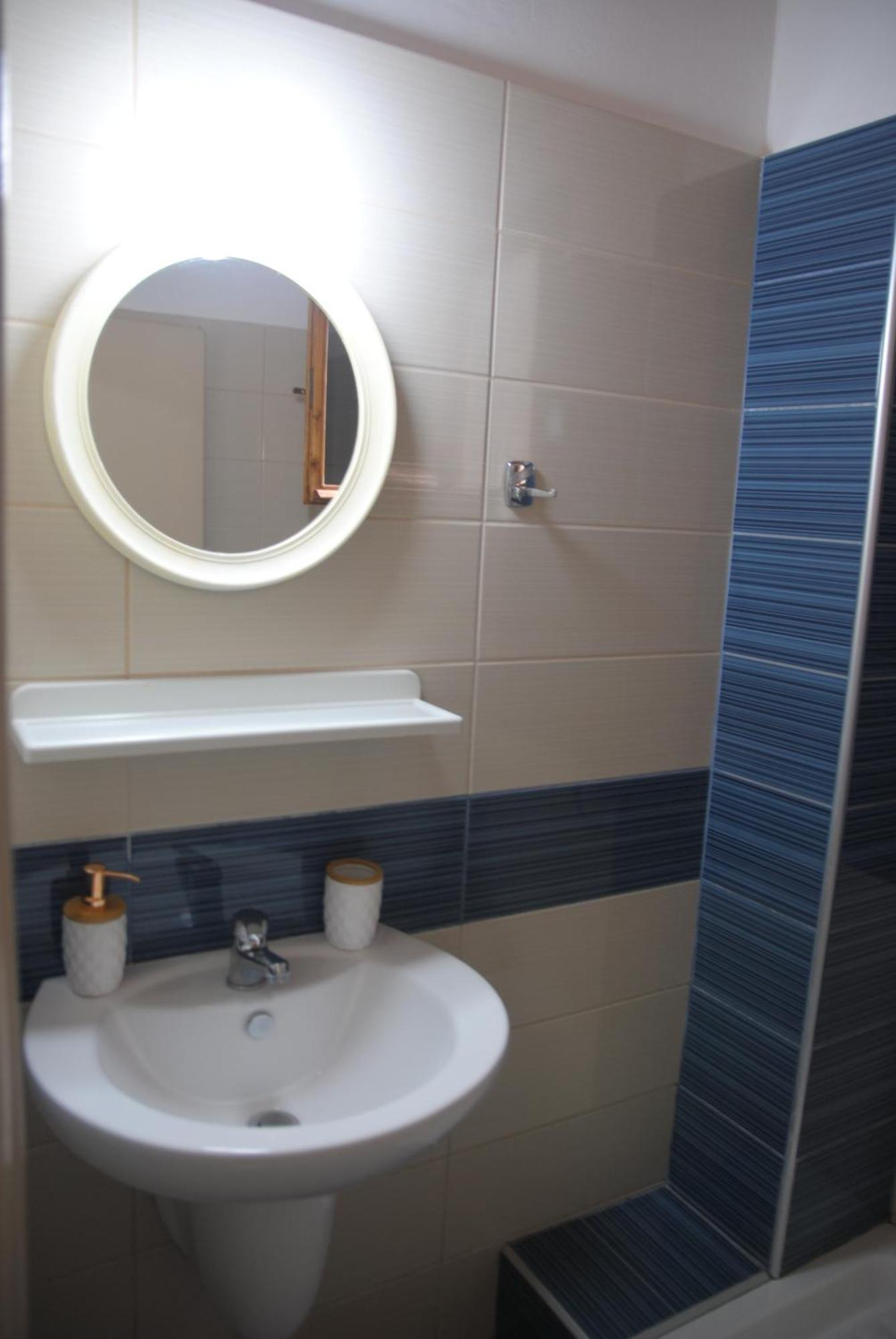 Light Blue Paralia Apartments 外观 照片