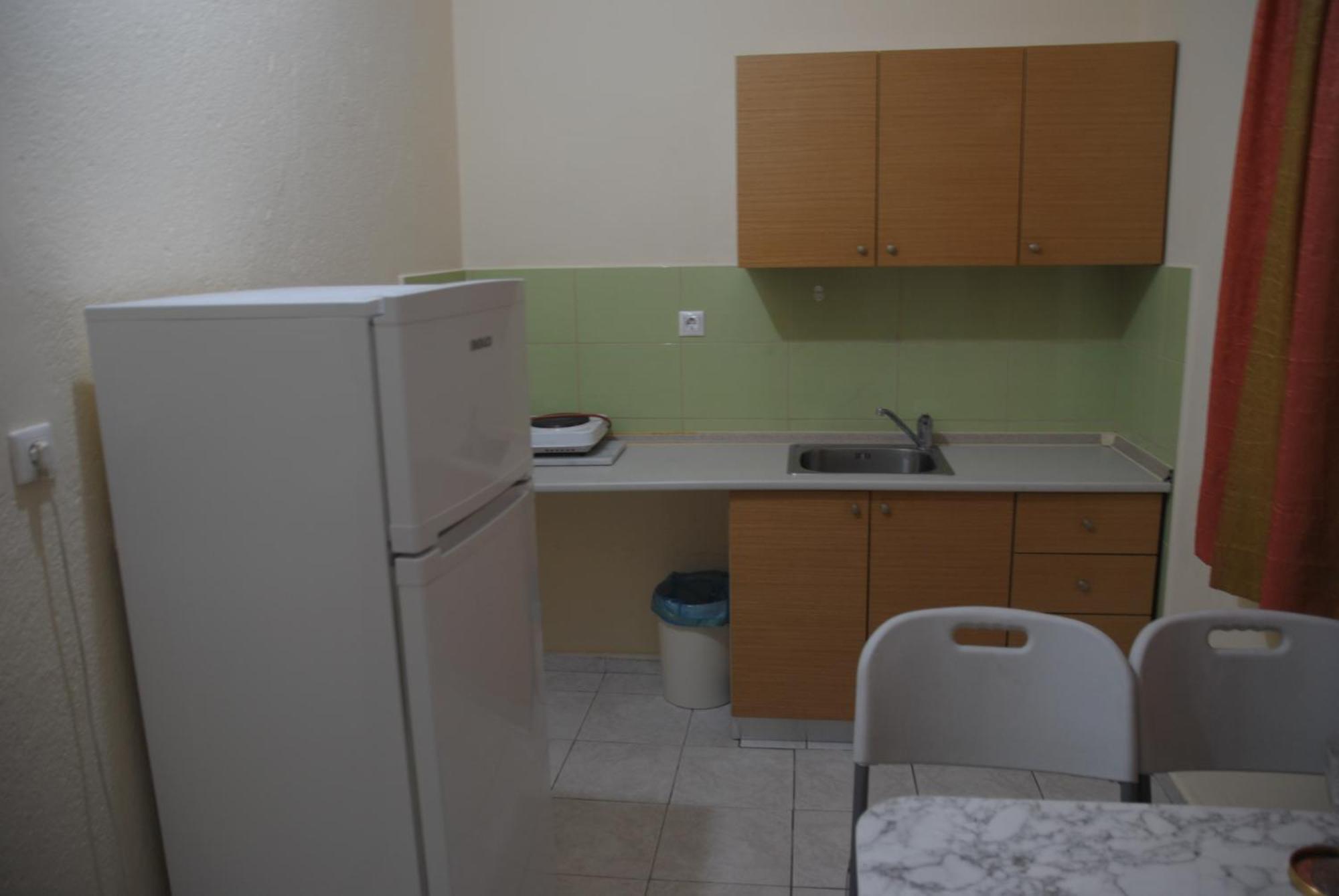 Light Blue Paralia Apartments 外观 照片