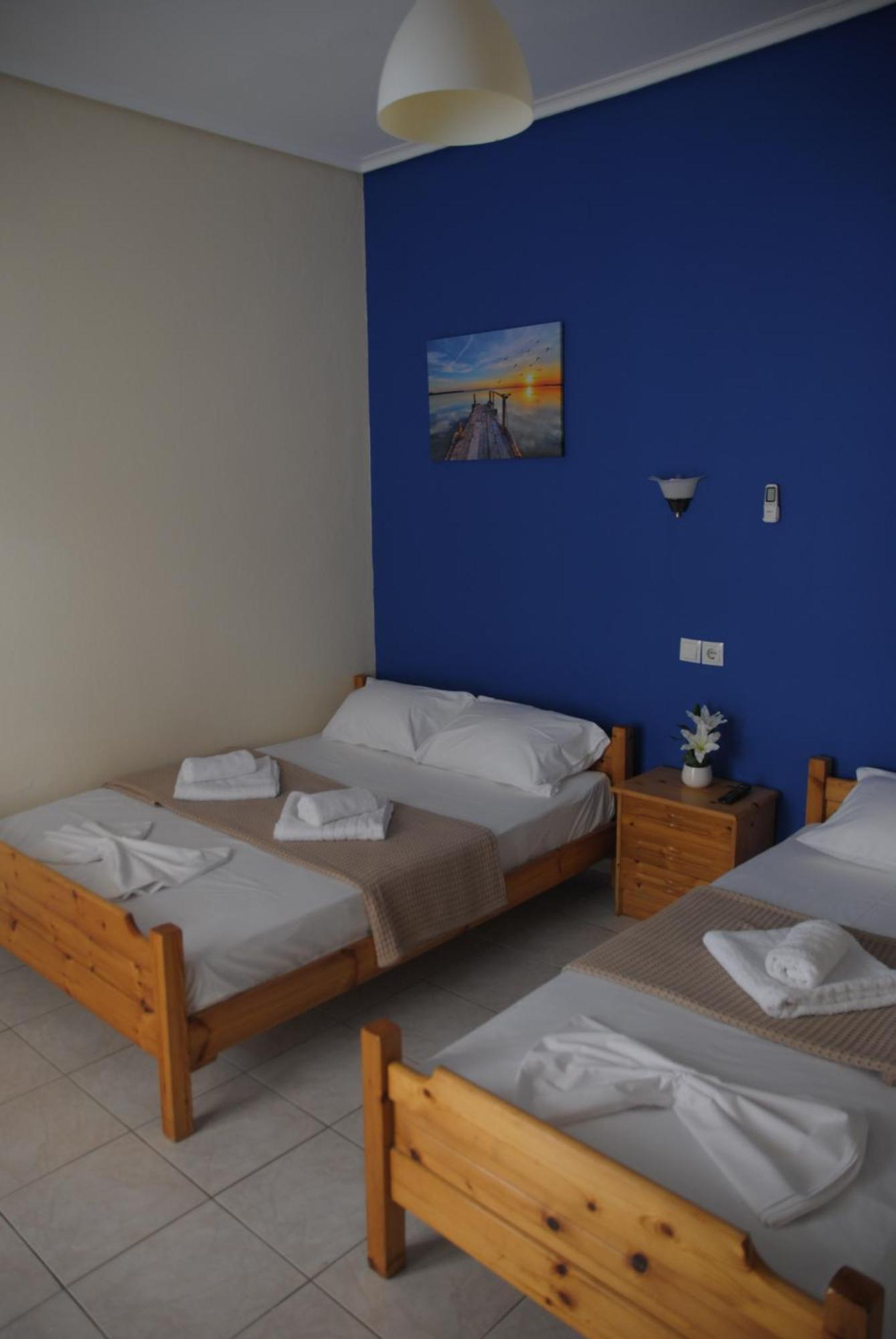 Light Blue Paralia Apartments 外观 照片
