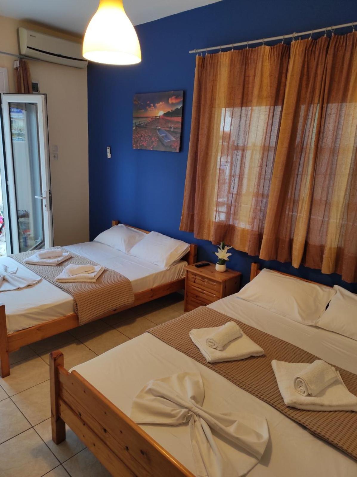 Light Blue Paralia Apartments 外观 照片