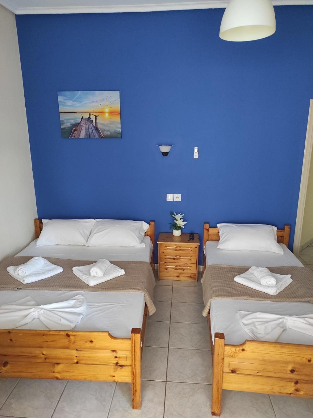Light Blue Paralia Apartments 外观 照片